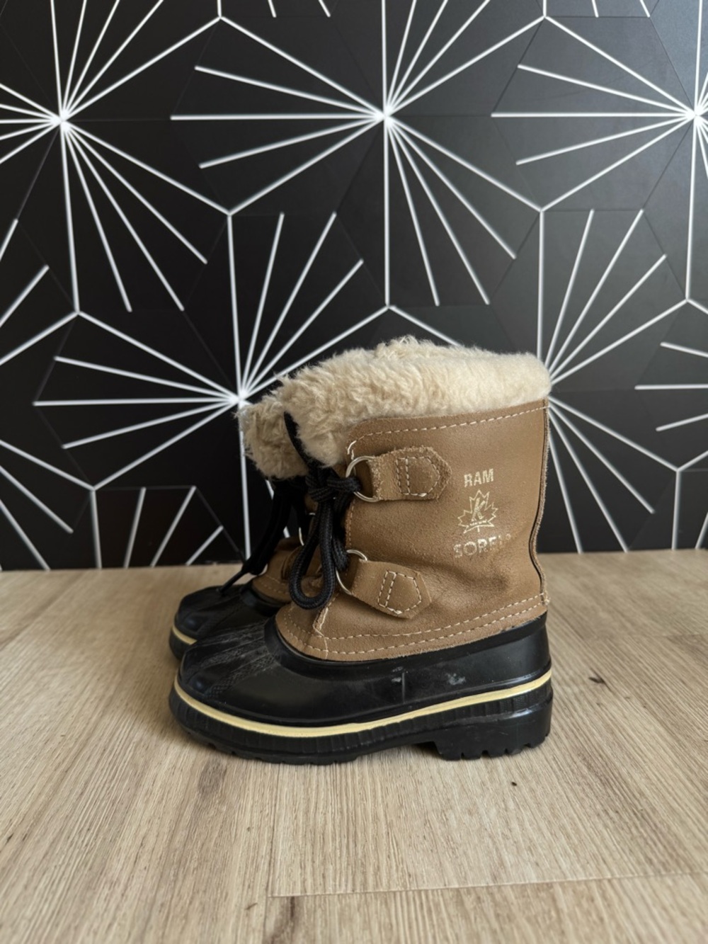 Sorel RAM Kids' Snow Boots Vintage Style